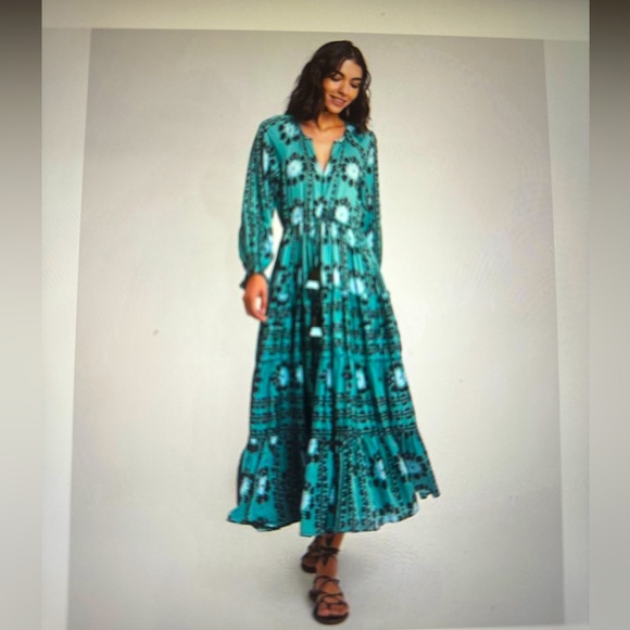 Omika Dresses & Skirts - NWOT Anthropologie Omika Rivera Midi dress in emerald